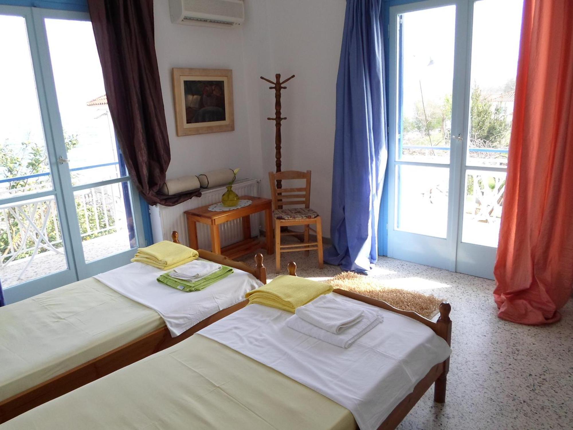 Kassimiotis Aparthotel Agios Andreas  Стая снимка